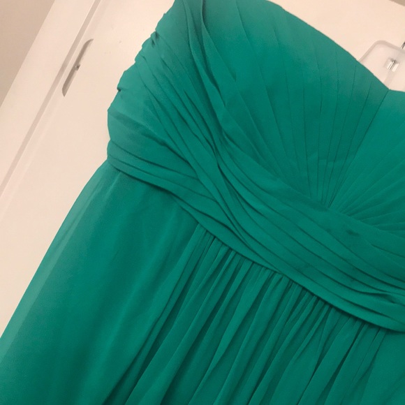 Green Dress - Picture 3 of 7